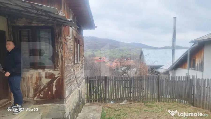 TEREN INTRAVILAN cu costructie pe teren La 2 km de Manastire - 10