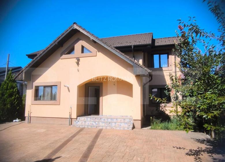 Casa cocheta, P+M, 160 mpc si 287 mp teren, bilaterala, cart
