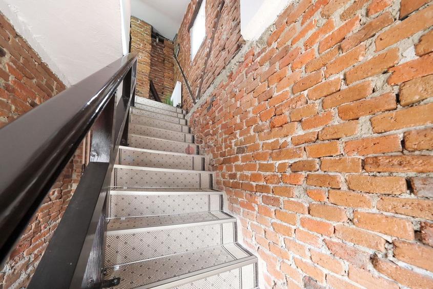 Proximitate imediata fata de Castelul Bran - 47