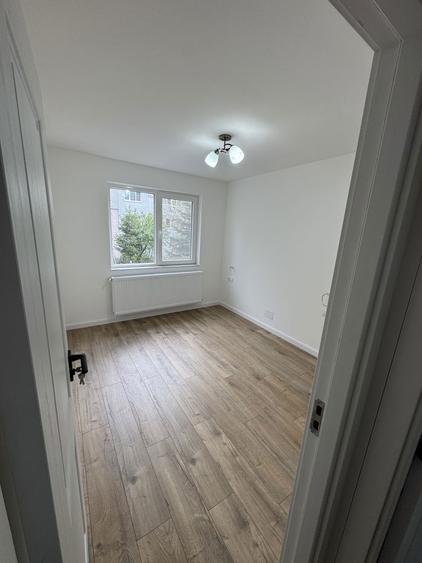 Apartament LUX 37 mp TOT NOU langa Facultate + Vivo Mall Etaj 1 - 7