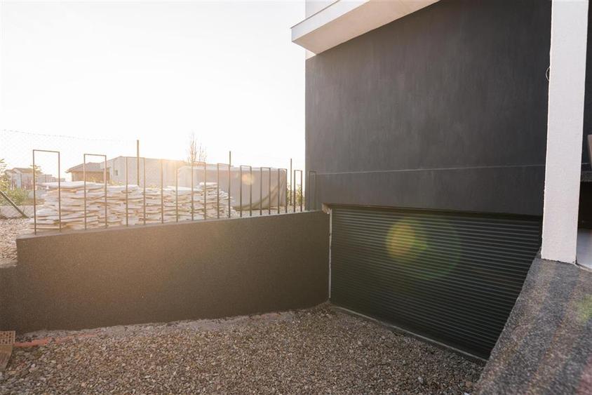 Casa premium de vanzare – Oradea, Strada Colinelor | 300 mp utili | 5 camere | t - 35