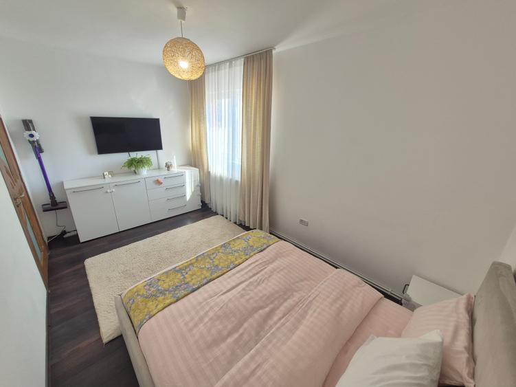 2 Cam-Lux-1 Min Spitalul Judetean-54 MP--Balcon-Mobilat-Centrala--85.000 Euro ! - 8