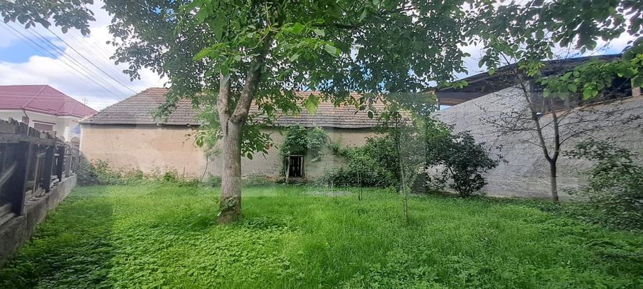 Casă individuală cu 5 camere cu Garaj în Berivoi
