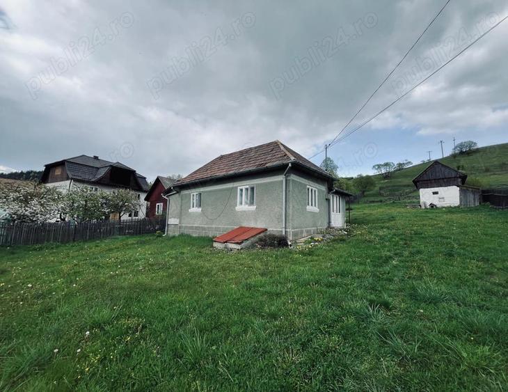 De vanzare, casa si teren! - 1