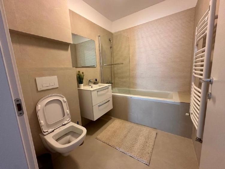 Apartament de lux cu 2 camere și curte plus loc parcare în complex rezidențial - 10