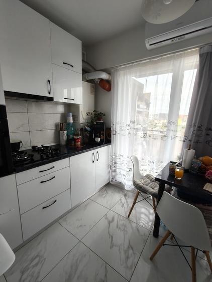 Proprietar vand apartament in cartier Titanul Nou - 1