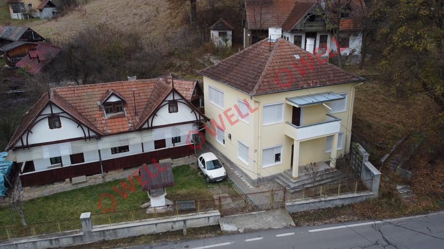 De vânzare 2 case în Vâlcele! - 2