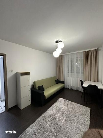 Inchiriez Apartament 2 camere , zona centrala, parter - 1