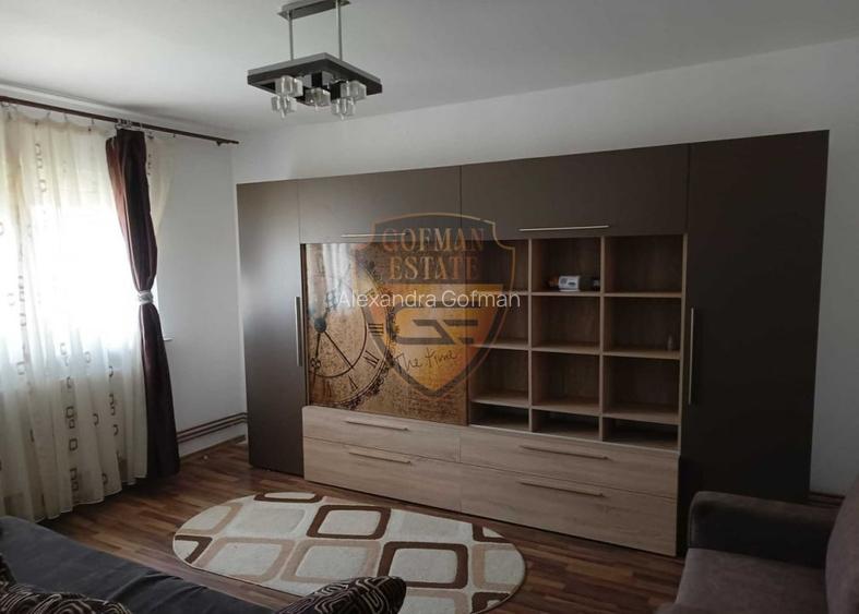 Vand apartament cu 4 camere in Constanta, Zona Inel II, parcare si balcon Vand apartament cu 4 camere in Constanta, Zona Inel II, parcare si balcon