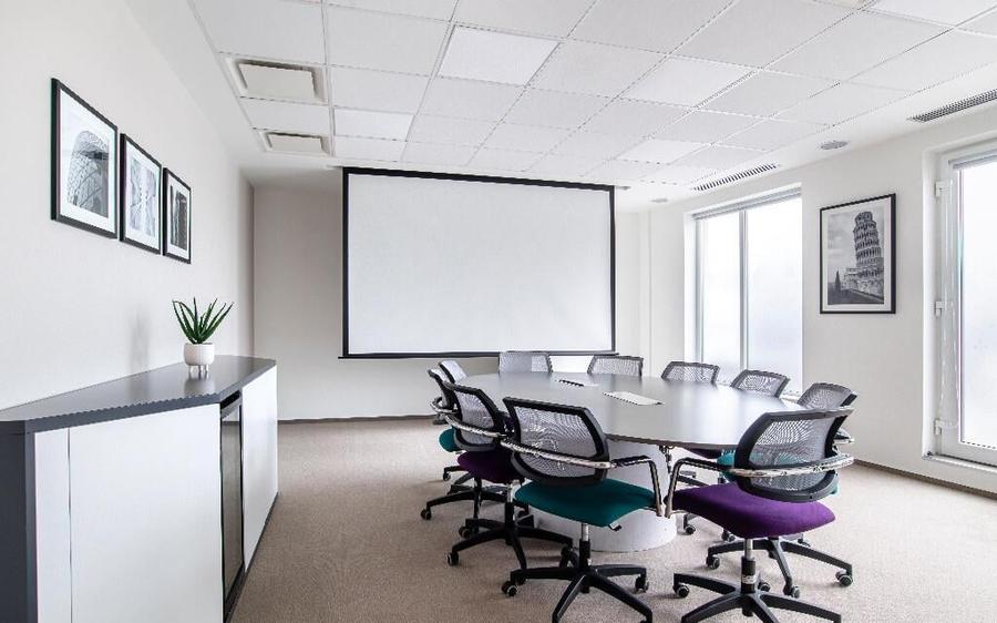 Spa?iu de birou privat pentru 1 persoana in Regus Central Business - 18