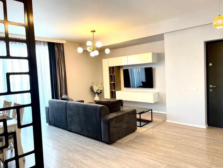 2 Camere | Sisesti | Loc de parcare | Centrala proprie - 4