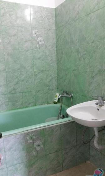 Republicii 3 cam 1A, etaj 6/10 renovat 400 euro/luna - 1