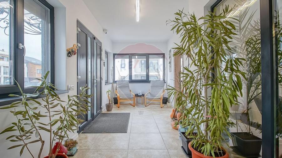 Casă premium cu 270 mp utili, 7 camere ,curte generoasă în Bartolomeu - 3