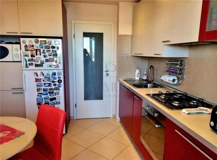 CIRCUMVALATIUNII - ETAJ 6 - LIFT - 3 CAMERE - RENOVAT - DECOMANDAT - CLIMA - 1