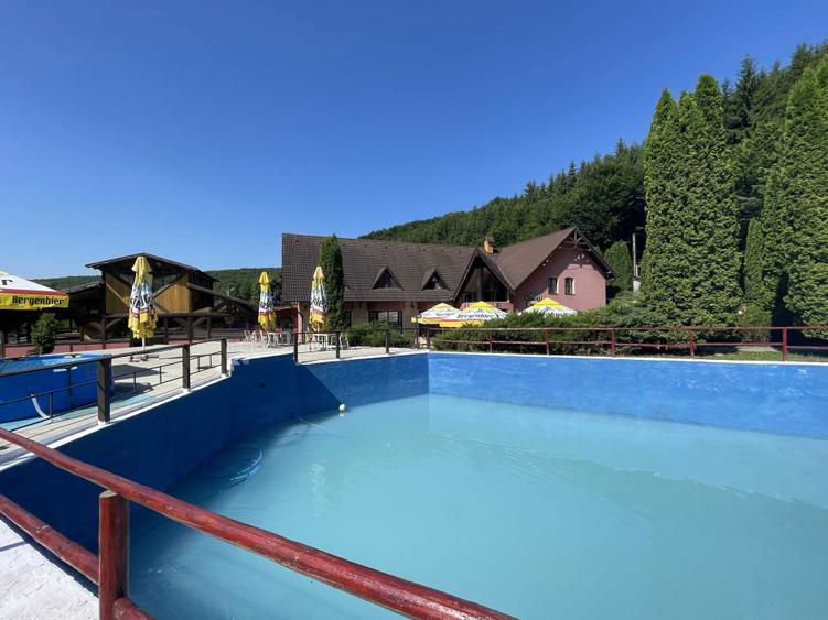 Cabana de inchiriat - 6