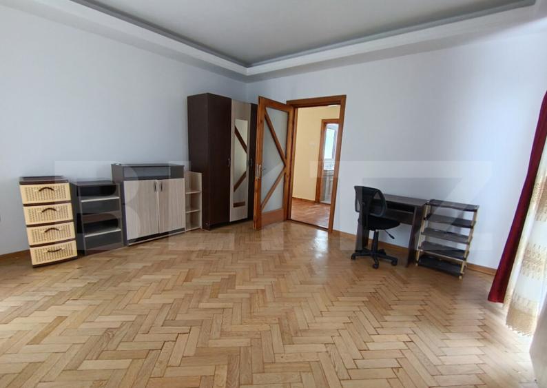 Casa Ultracentral cu 5 camere in suprafa?a de 300 mp ?i - 10