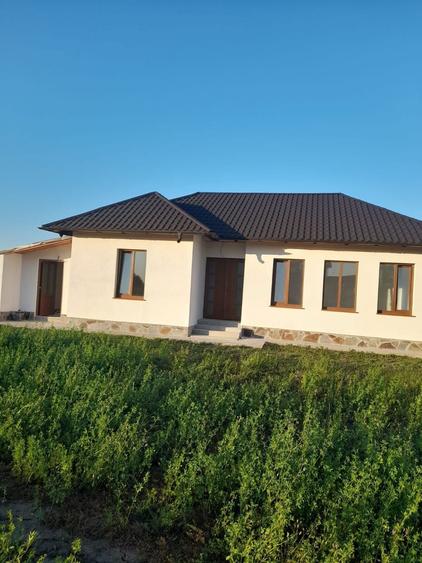 Casa cu teren Victoria com.Stauceni - 6