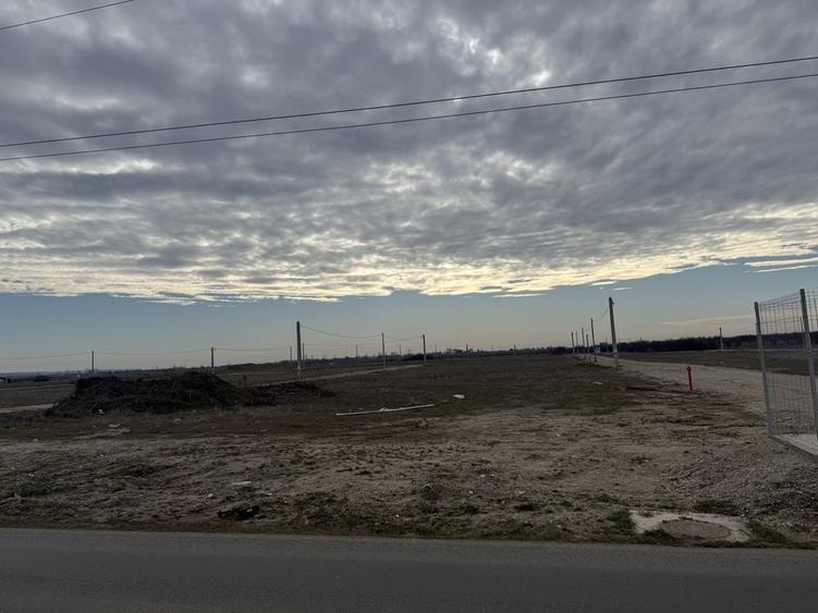 Teren intravilan de vazare de inchiriat strada Barajului 1000 m2 de - 4