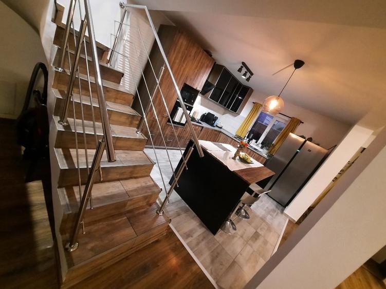 FARA COMISIOANE casa cu 4 camere P+1+pod mobilata utilata elegant merita vazuta - 11