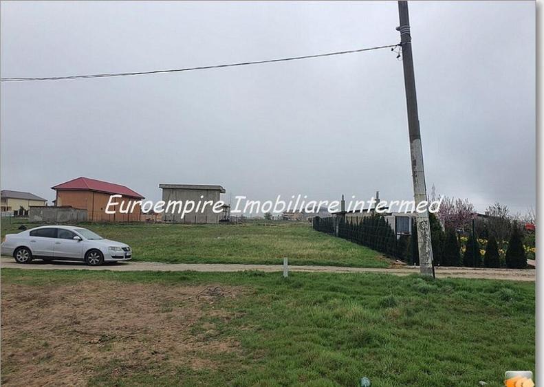 Teren intravilan construibil zona KM 5 - 3