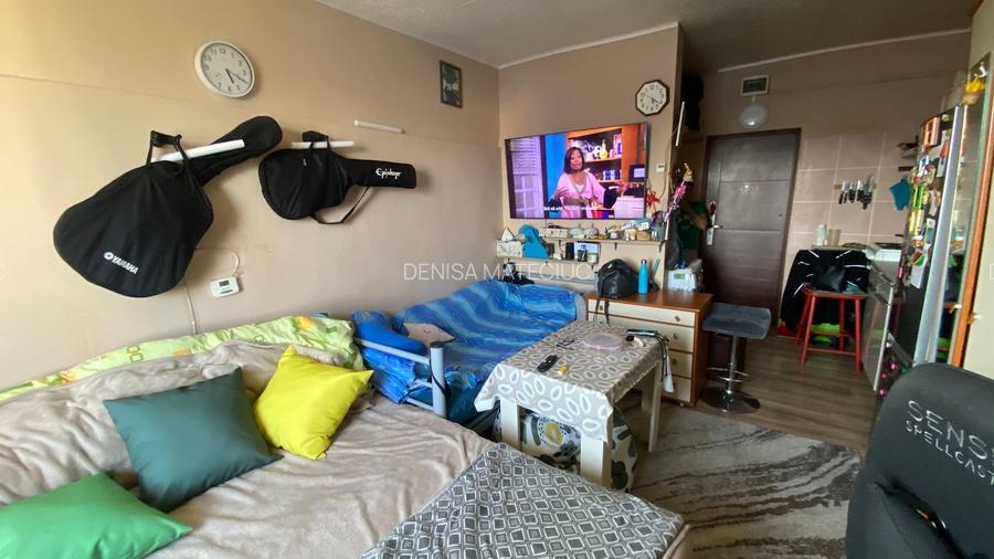 Garsoniera 22 mp , et 3 din 3 , Someseni , aproape de Mina Cluj