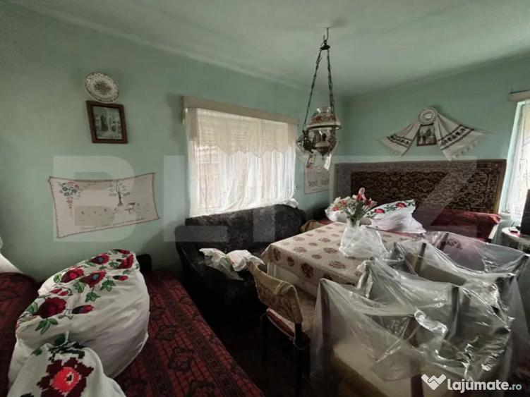 Casa de vanzare cu 3 camere - 2