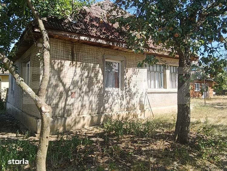 Casă cu 2 camere în Colțirea