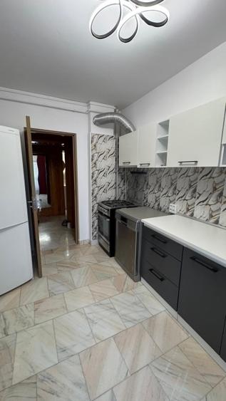 Etajul 3-Blvd.Independentei-Garaj-3 camere - 10