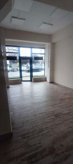 Oras,Pascani, inchiriez spatiu comercial ,parter 75 mp - 4