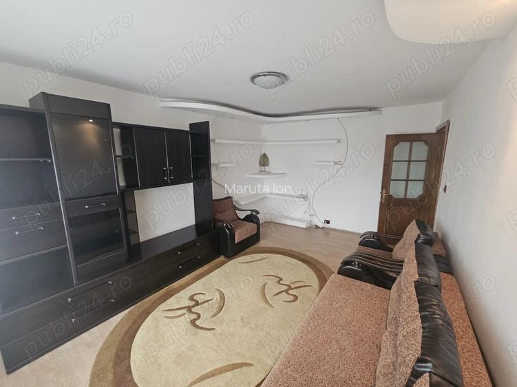 Vand apartament cu 2 camere , transformat in 3