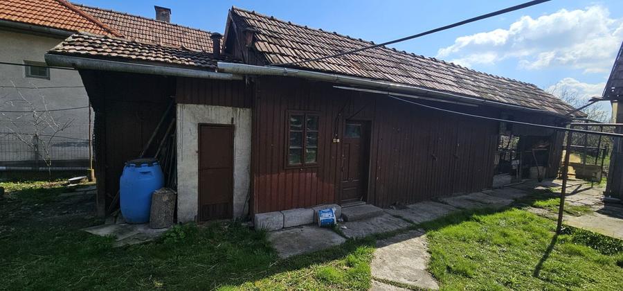 Casa si teren de vanzare - 8