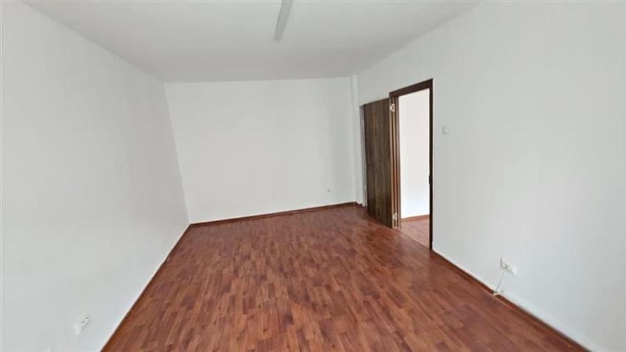 Spatii birouri metrou Tineretului de la 70 mp - 6