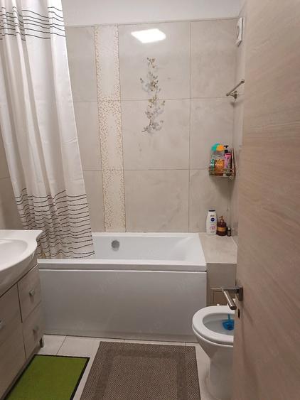 Apartament cu 2 camere decomandat în Rahova