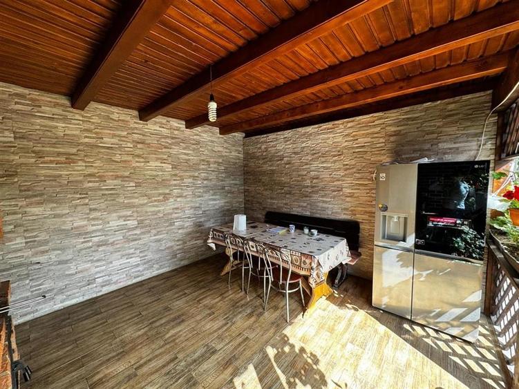 CASA DE VANZARE ZONA MONTANA - 12