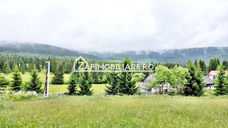 Pensiune 25 camere,1 restaurant,1 sala sedinte 2.000mp teren - 2