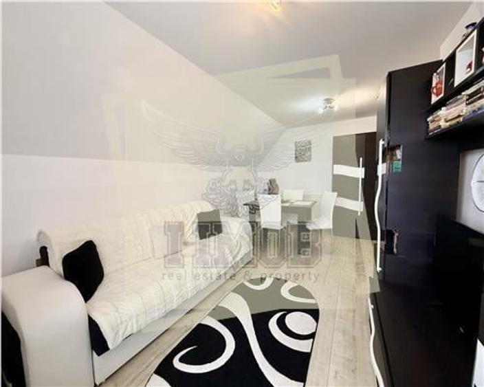 Apartament  4 camere 2 bai si loc parcare zona Valea Aurie - 4