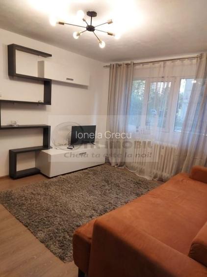 Apartament 2 Camere de Închiriat - Cantemir, la 5 Minute de Palas Apartament 2 Camere de Închiriat - Cantemir, la 5 Minute de Palas