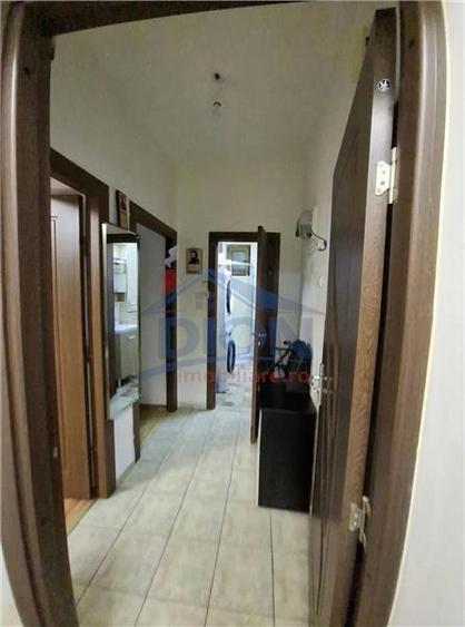 Apartament cu 2 camere decomandat, mobilat în Baba Novac