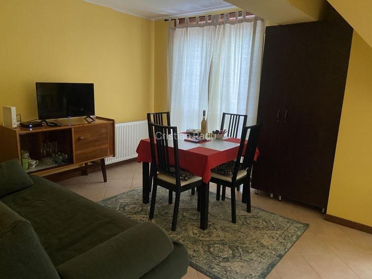 Apartament cu 3 camere în Clăbucet Apartament cu 3 camere în Clăbucet