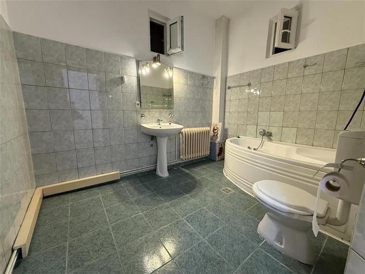 Bistrita Lac - casa + teren - 29