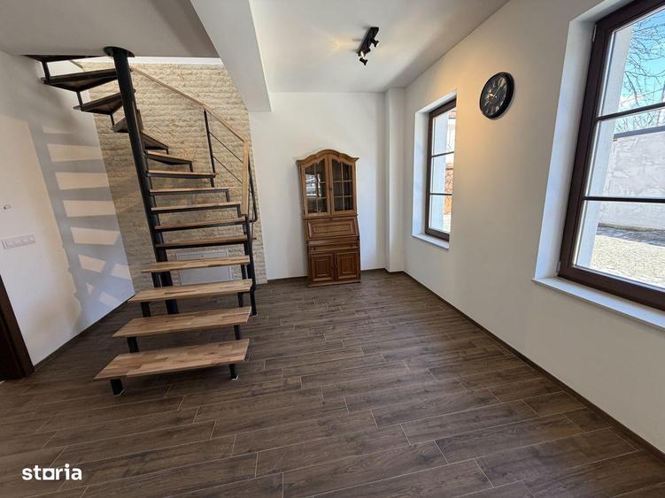 Casa de inchiriat ideal pentru birou/ sediu firma dar si locuit. - 5