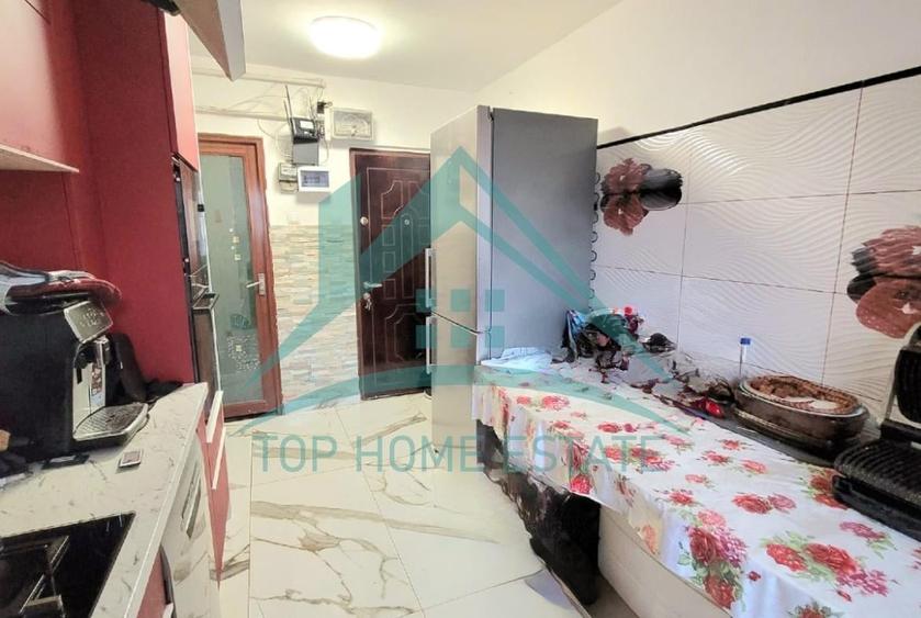 Apartament cu 4 camere semidecomandat, mobilat în Mănăștur