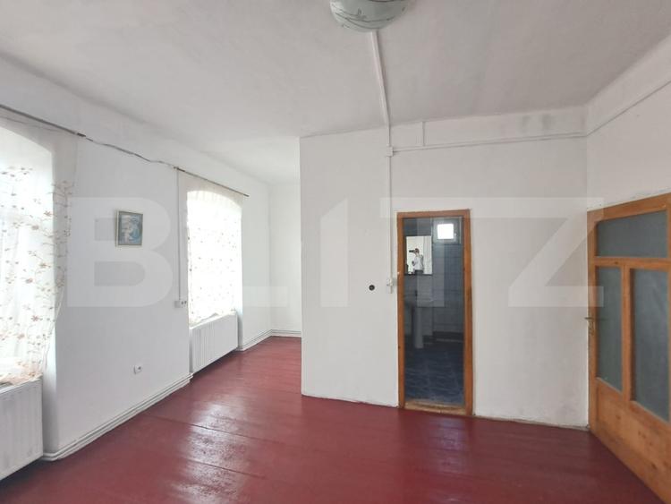 Casă ideală pentru locuință sau investitie, 57 mp, zona Codlea - 7