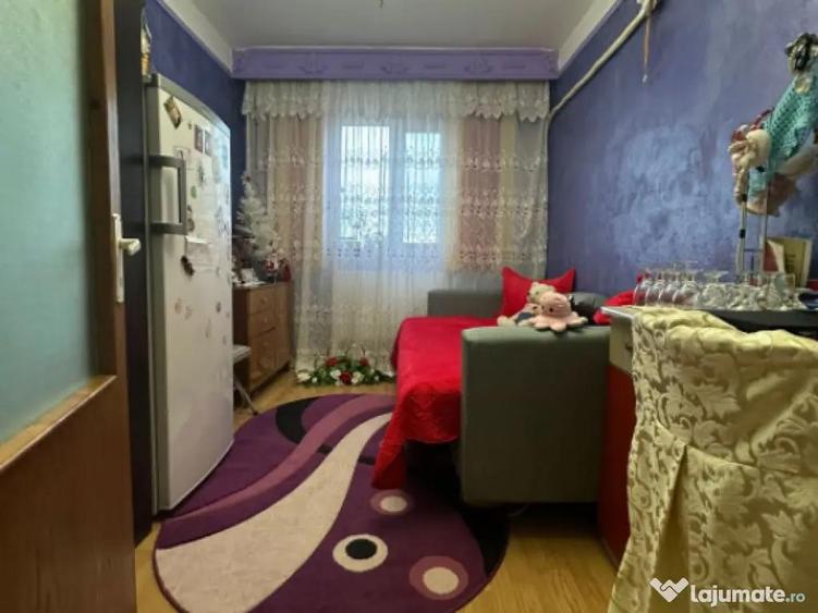 Apartament 4 camere decomandat, C. Calarasilor-Viziru 3. - 1