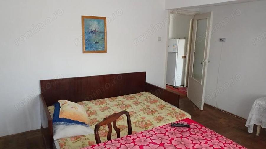 Inchiriez garsoniera in Deva, zona Bdl. Decebal (Ulpia), etaj 7, centrala termica, gresie, faianta, - 4