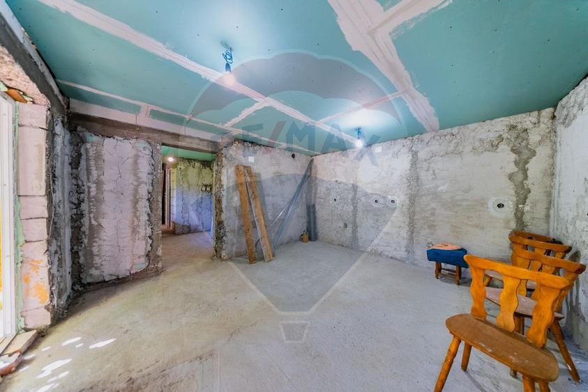 Casă+teren 2880 mp de vanzare in Tipar la 12 km de Chisineu Cris - 8