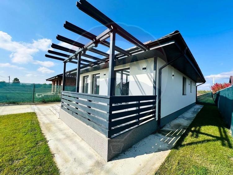 Casa noua, individuala, stil american - Crevedia - 7