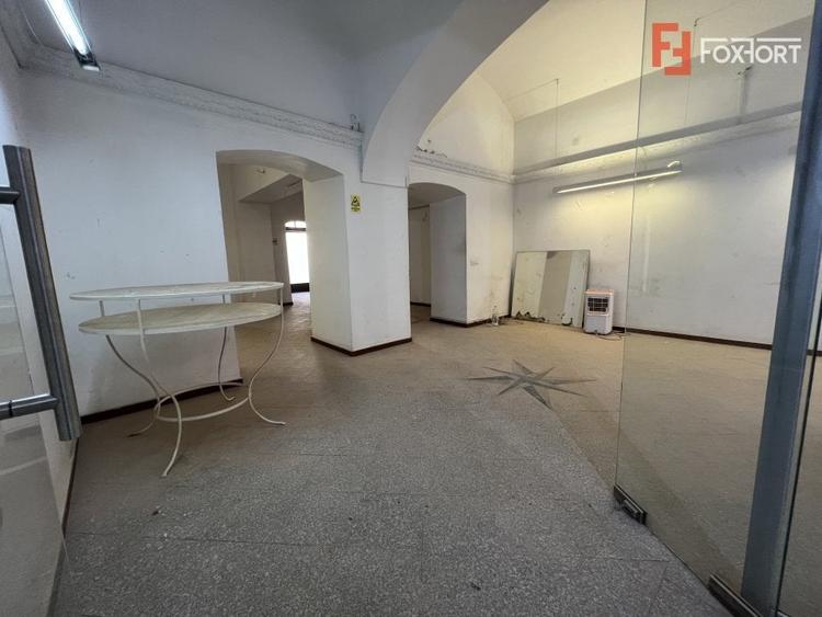 Spatiu comercial, Parter + Demisol, 200 mp, in Piata Libertatii - 4