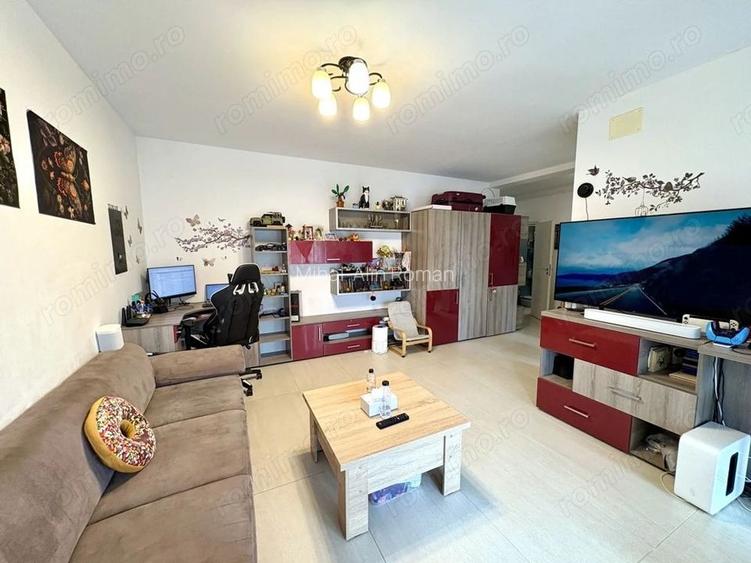 Decomandat. Mobilat si utilat. 2 Bai. 2 Locuri de Parcare. Lift