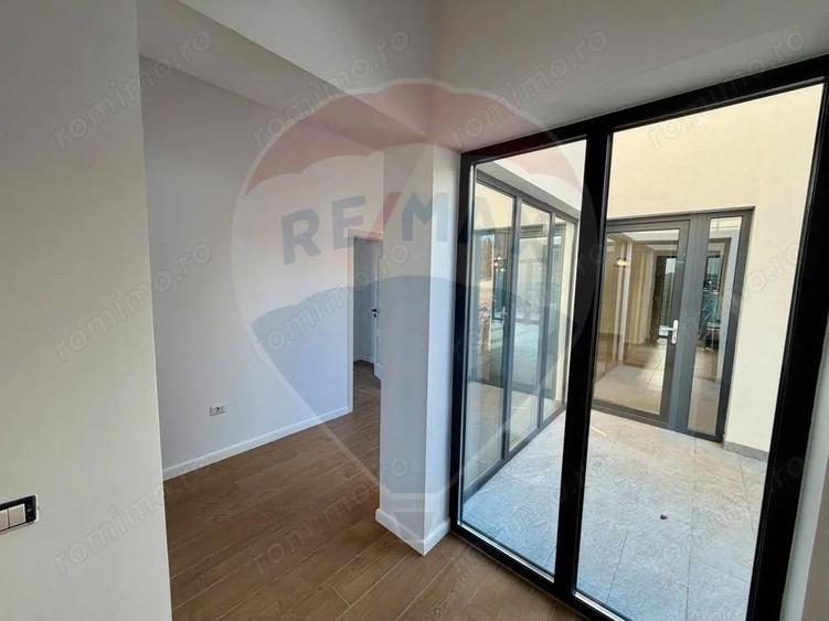 Casa / Vila cu 4 camere de vanzare in zona Dedeman - 6